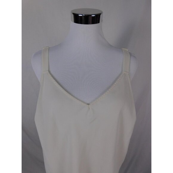 Lane Bryant Ivory Camisole 18/20 - Adjustable Straps - Excellent - Picture 3 of 11